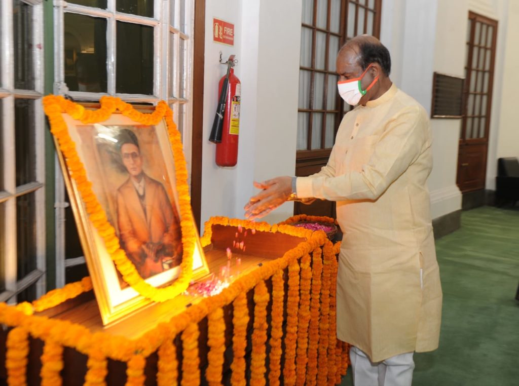 Om Birla paid tributes to  Savarkar