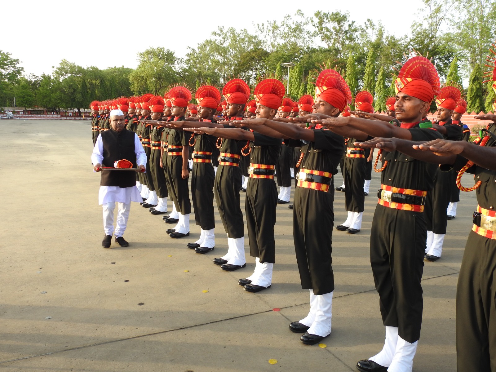 ADGPI - Indian Army - The Brigade of the Guards : The Proud joint winners  of Best Marching Contingent, RD Parade 2015 | Facebook